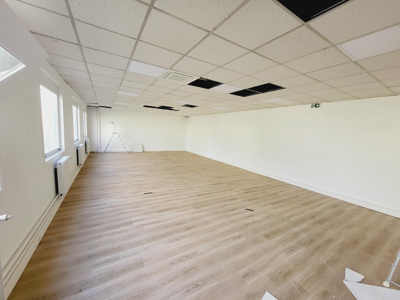 Local d'activité Lognes 1483m² Location local d'activité Lognes Seine-et-Marne OLACT2200867 9